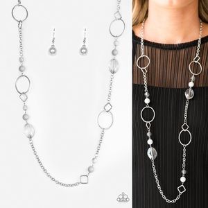 Paparazzi ‘Very Visionary’ Necklace